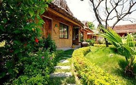 Tam Coc Palm House